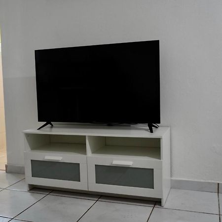 All You Need Studios Walking Distance To Beach Isla Verde San Juan Eksteriør billede